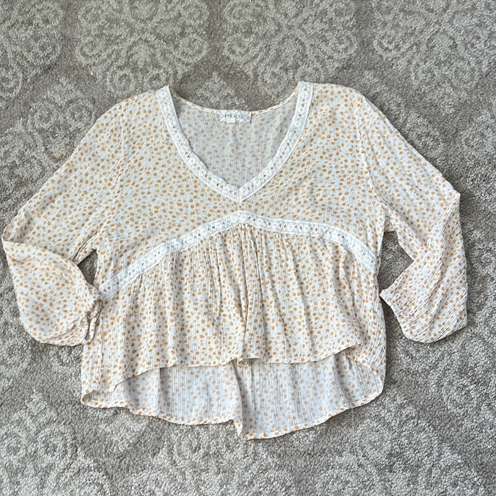 ✨2 for $10✨ * Hippie Rose yellow floral blouse
